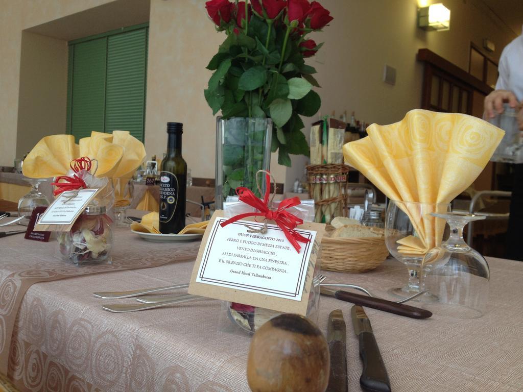 Grand Hotel Vallombrosa Saltino ภายนอก รูปภาพ